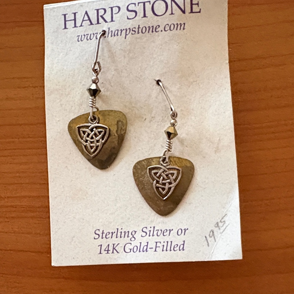 Vintage Harpstone Celtic Earrings
